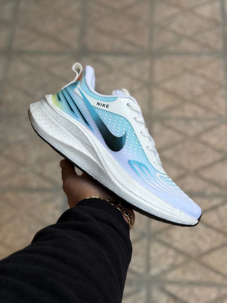 کتونی نایک سفید کد 2176